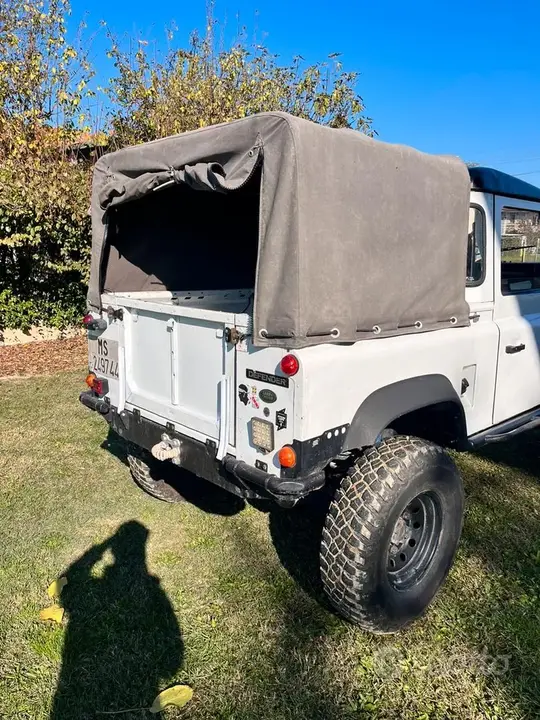 Land Rover Defender 1991 photo 5