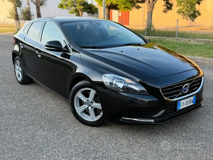 Volvo V40 2015 photo 4