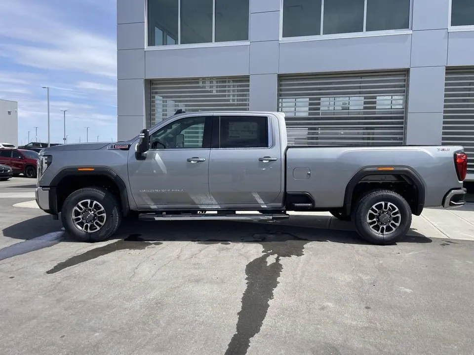 GMC Sierra 3500Hd 2026 photo 5