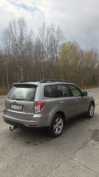 Subaru Forester 2010 photo 3