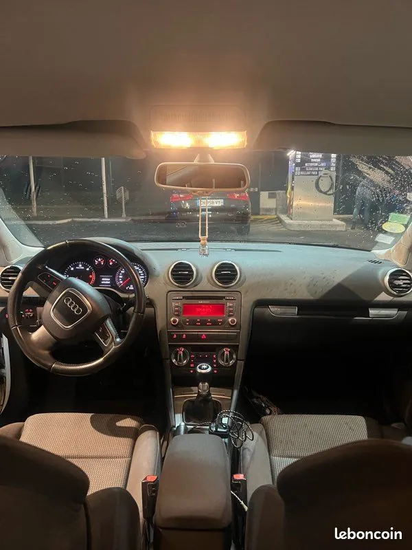 Audi A3 2010 photo 3