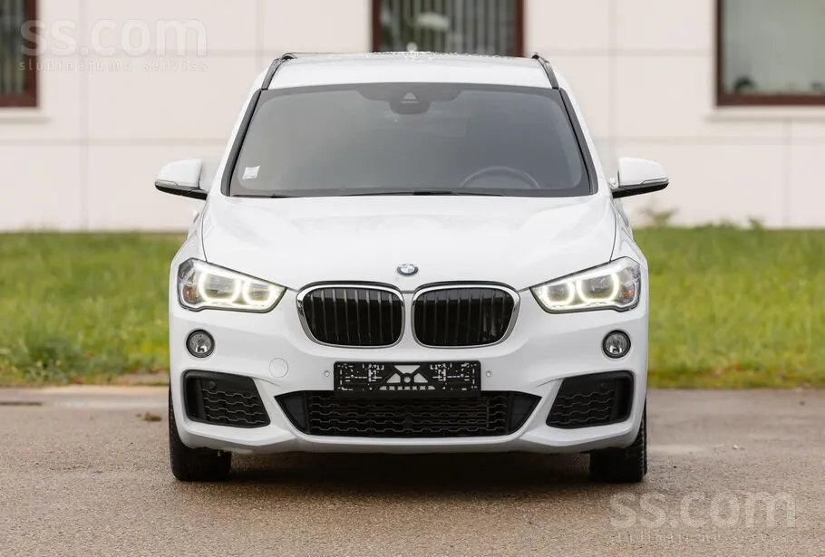 BMW X1 2018 photo 2