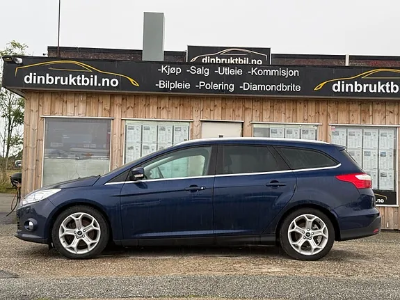 Ford Focus 2012 photo 4