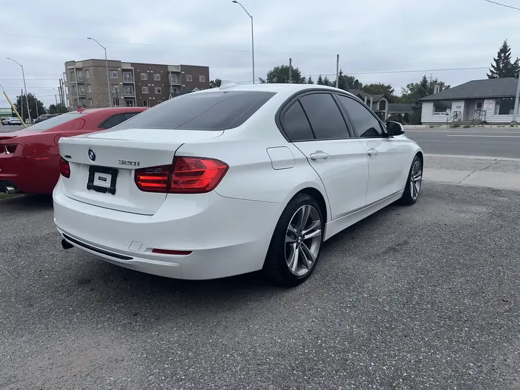 BMW 3 Series 2014 photo 4