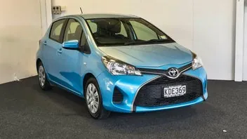 Toyota Yaris 2016 photo 2