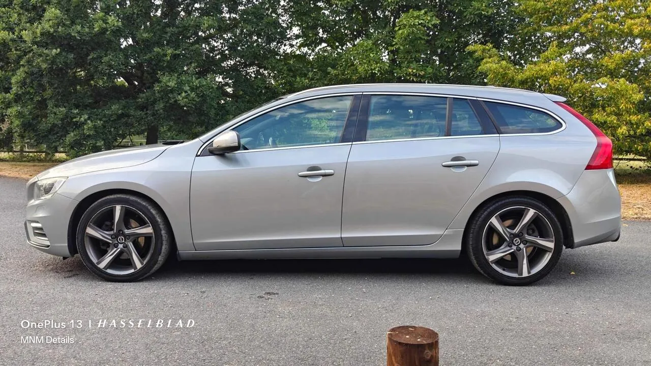 Volvo V60 2014 photo 4