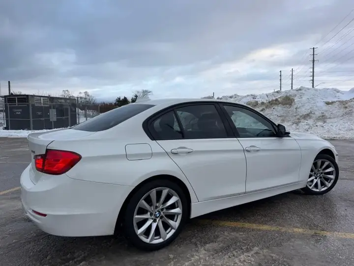 BMW 3 Series 2013 photo 3