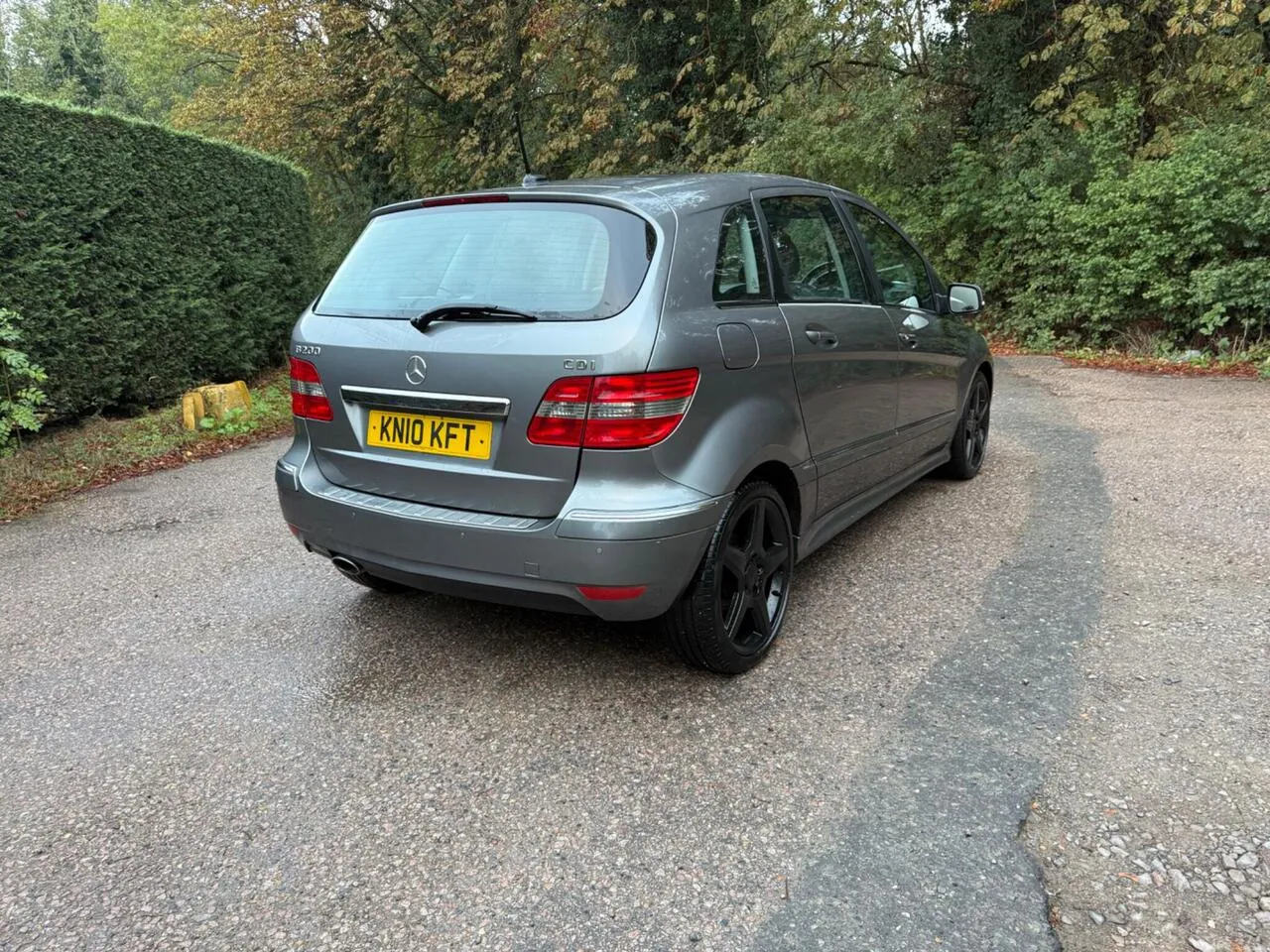 Mercedes-Benz B-Class 2010 photo 3