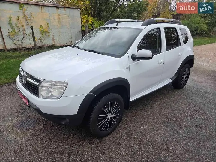 Dacia Duster 2011 photo 5