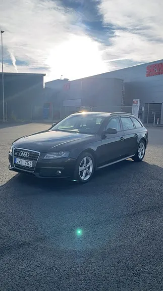 Audi A4 2012 photo 3