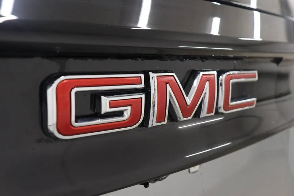 GMC Acadia 2026 photo 5