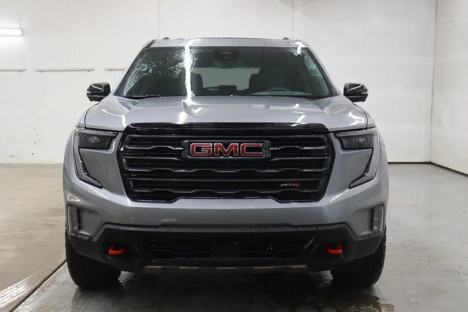 GMC Acadia 2026 photo 3