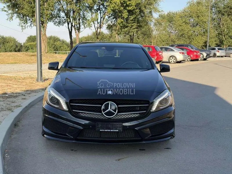 Mercedes-Benz A 180 2014 photo 3