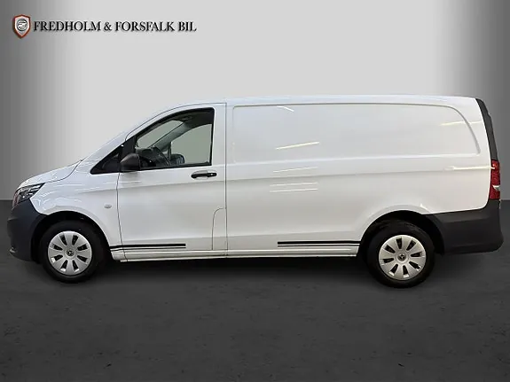 Mercedes-Benz Vito 110 2022 photo 2