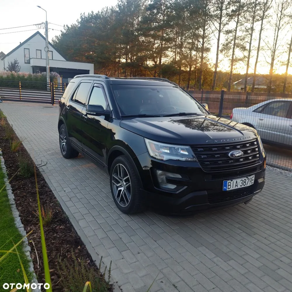 Ford Explorer