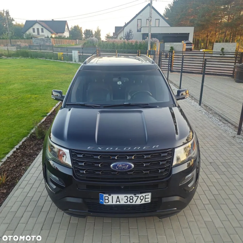 Ford Explorer 2017 photo 4