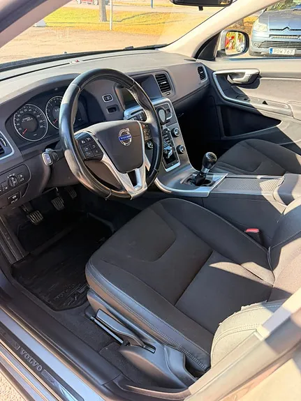 Volvo S60 2013 photo 5