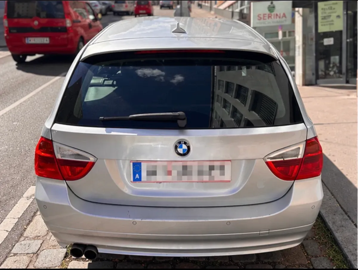 BMW 3 Series 2007 photo 2