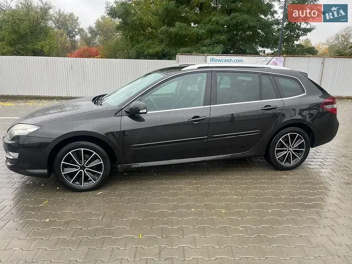 Renault Laguna 2014 photo 3