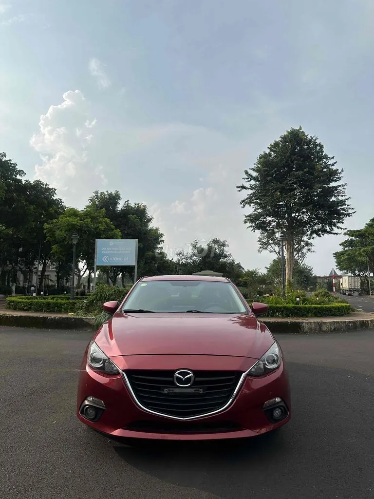 Mazda 3 2016 photo 2