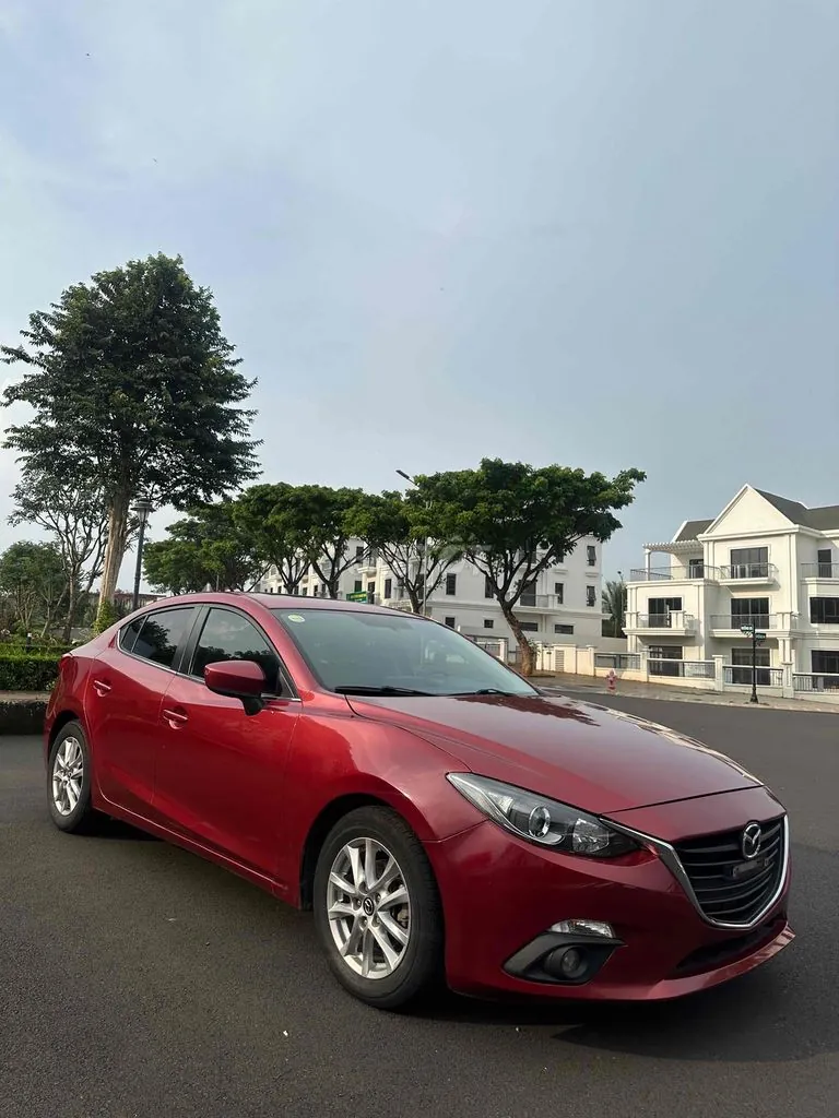 Mazda 3 2016 photo 3