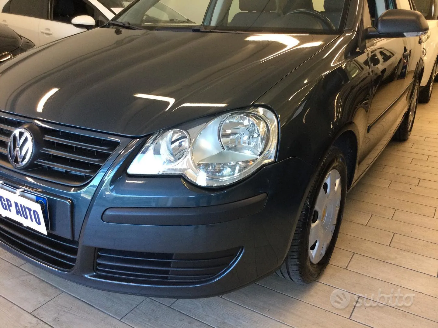 Volkswagen Polo 2009 photo 2