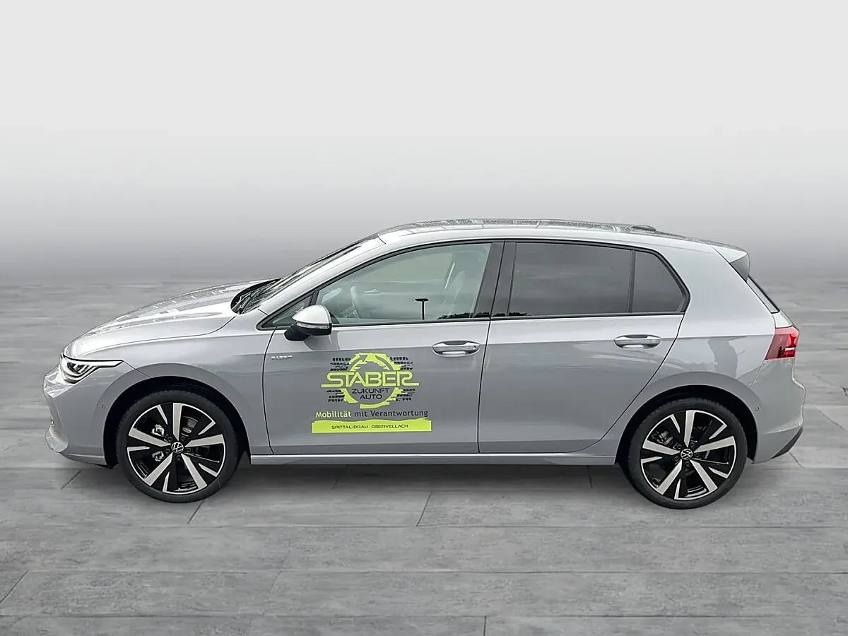 Volkswagen Golf 2026 photo 2
