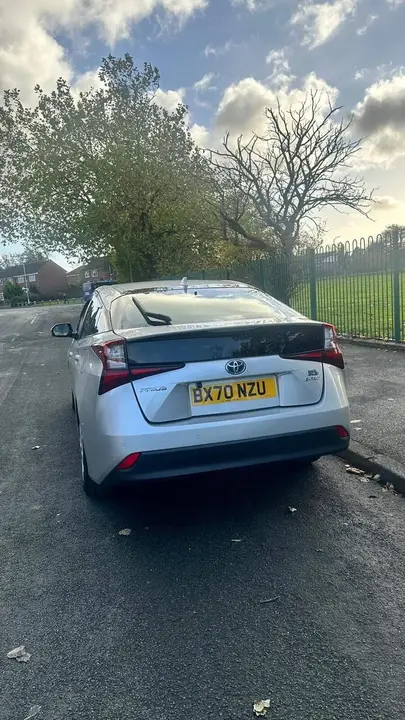 Toyota Prius 2020 photo 3