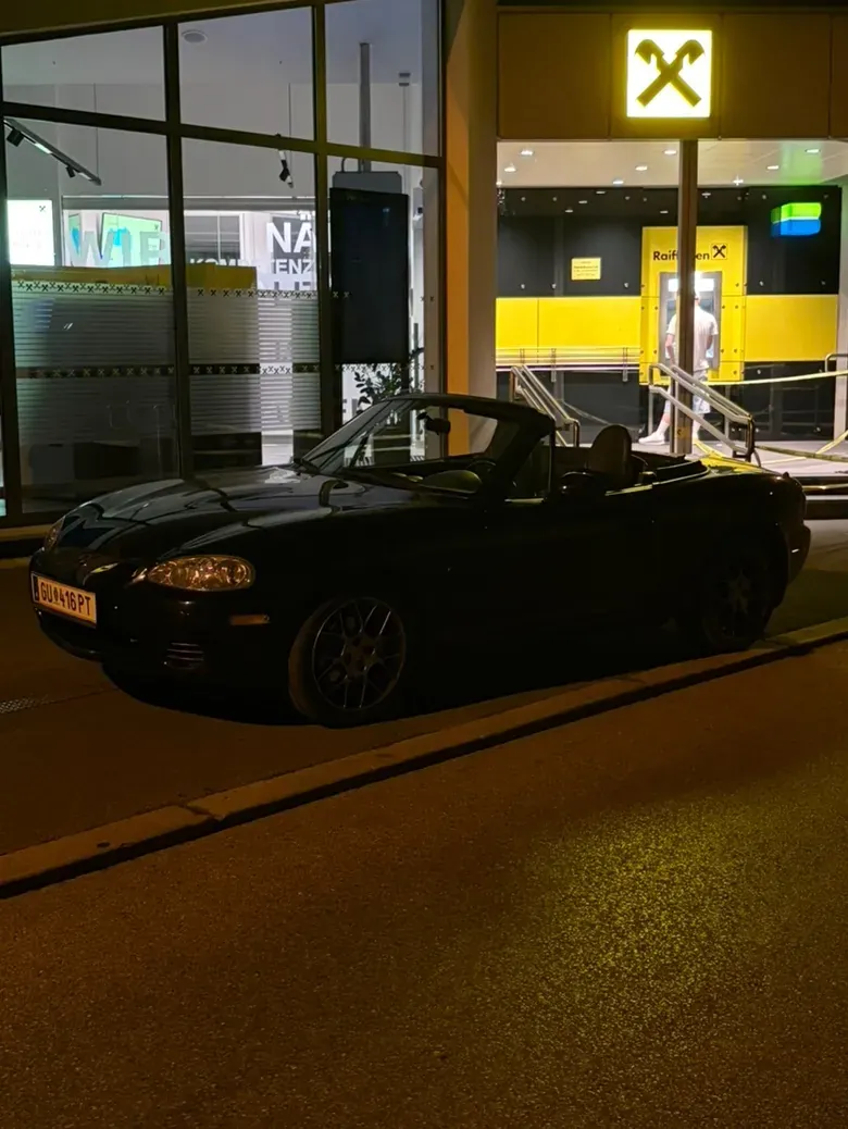 Mazda Mx-5 2004 photo 3