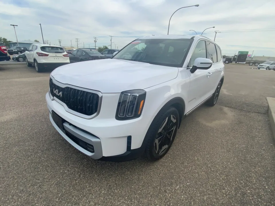Kia Telluride 2024 photo 3
