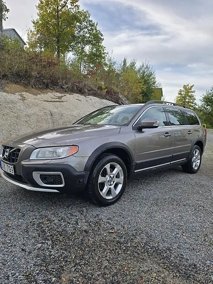 Volvo Xc70 2011 photo 2