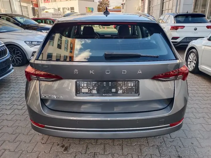 Skoda Octavia 2023 photo 5