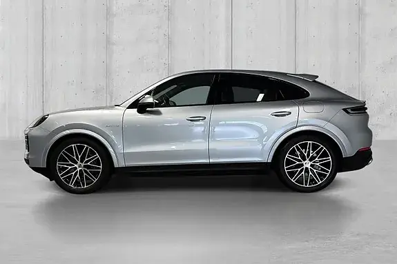 Porsche Cayenne Coupe 2024 photo 4