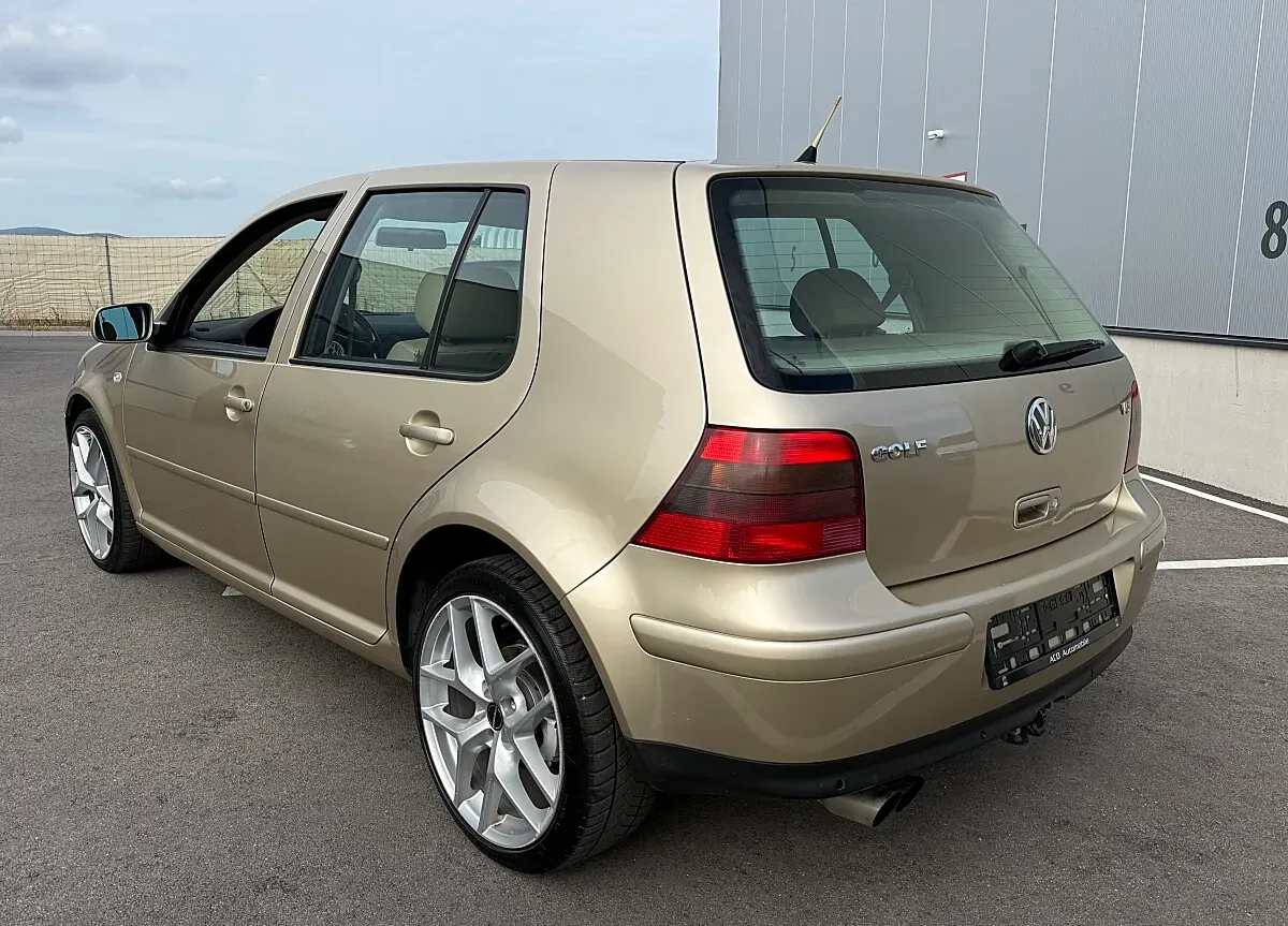 Volkswagen Golf 2001 photo 3