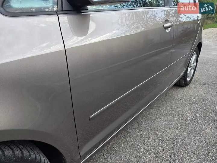 Volkswagen Golf Plus 2010 photo 4