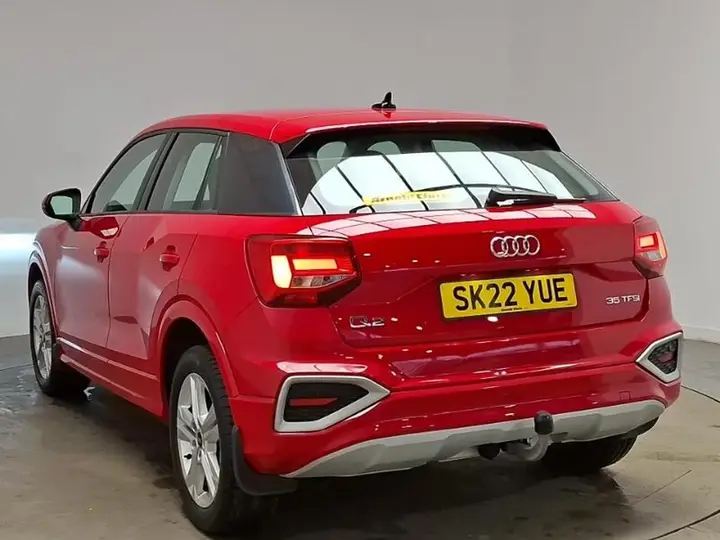 Audi Q2 2022 photo 2