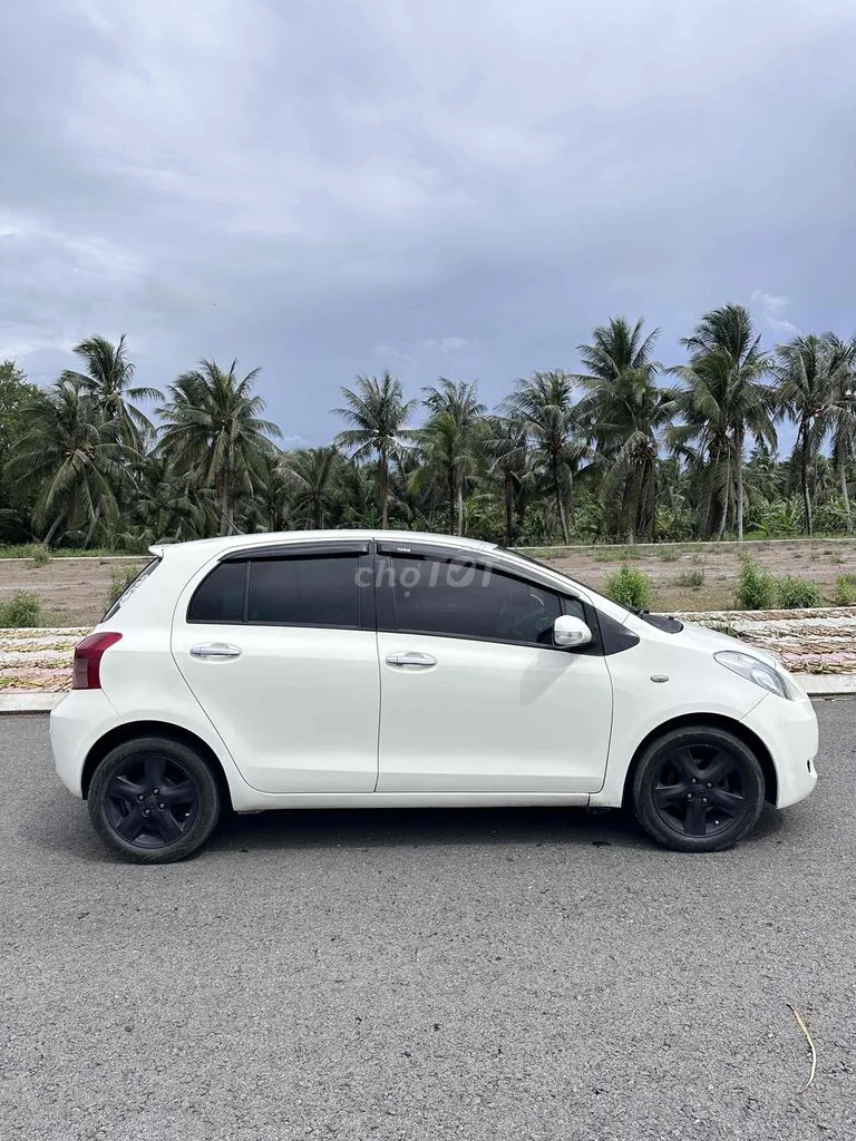 Toyota Yaris 2007 photo 5