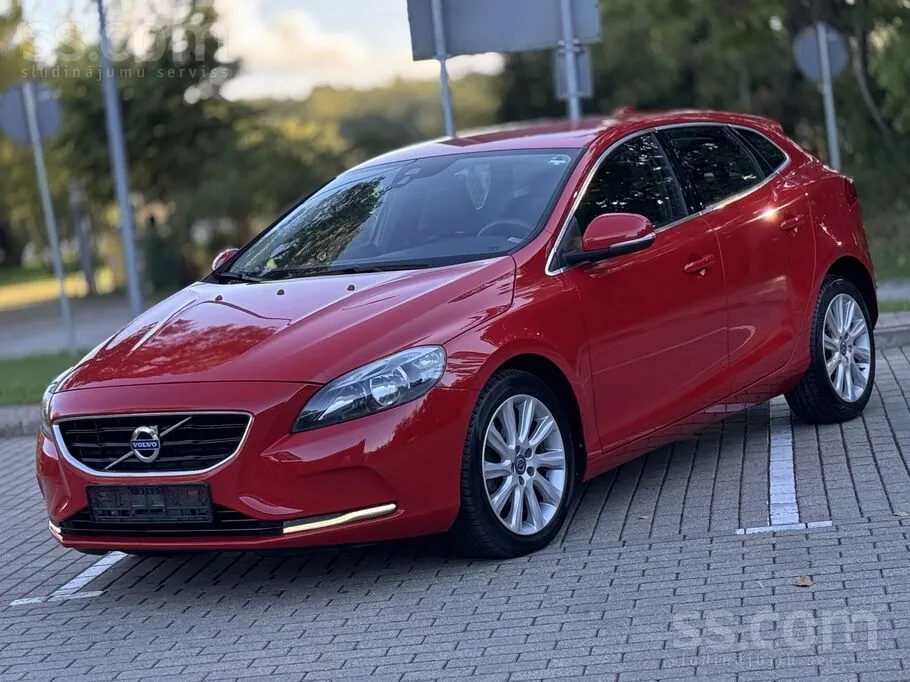 Volvo V40 2015 photo 2