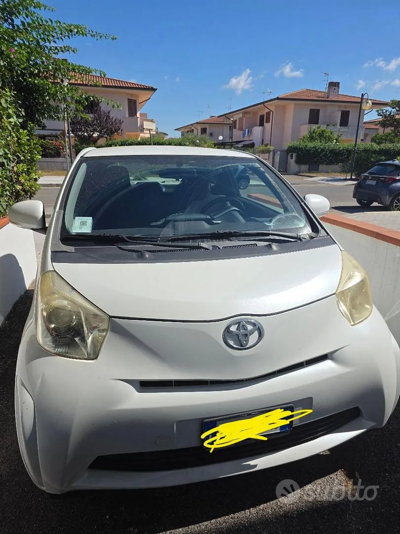 Toyota Iq