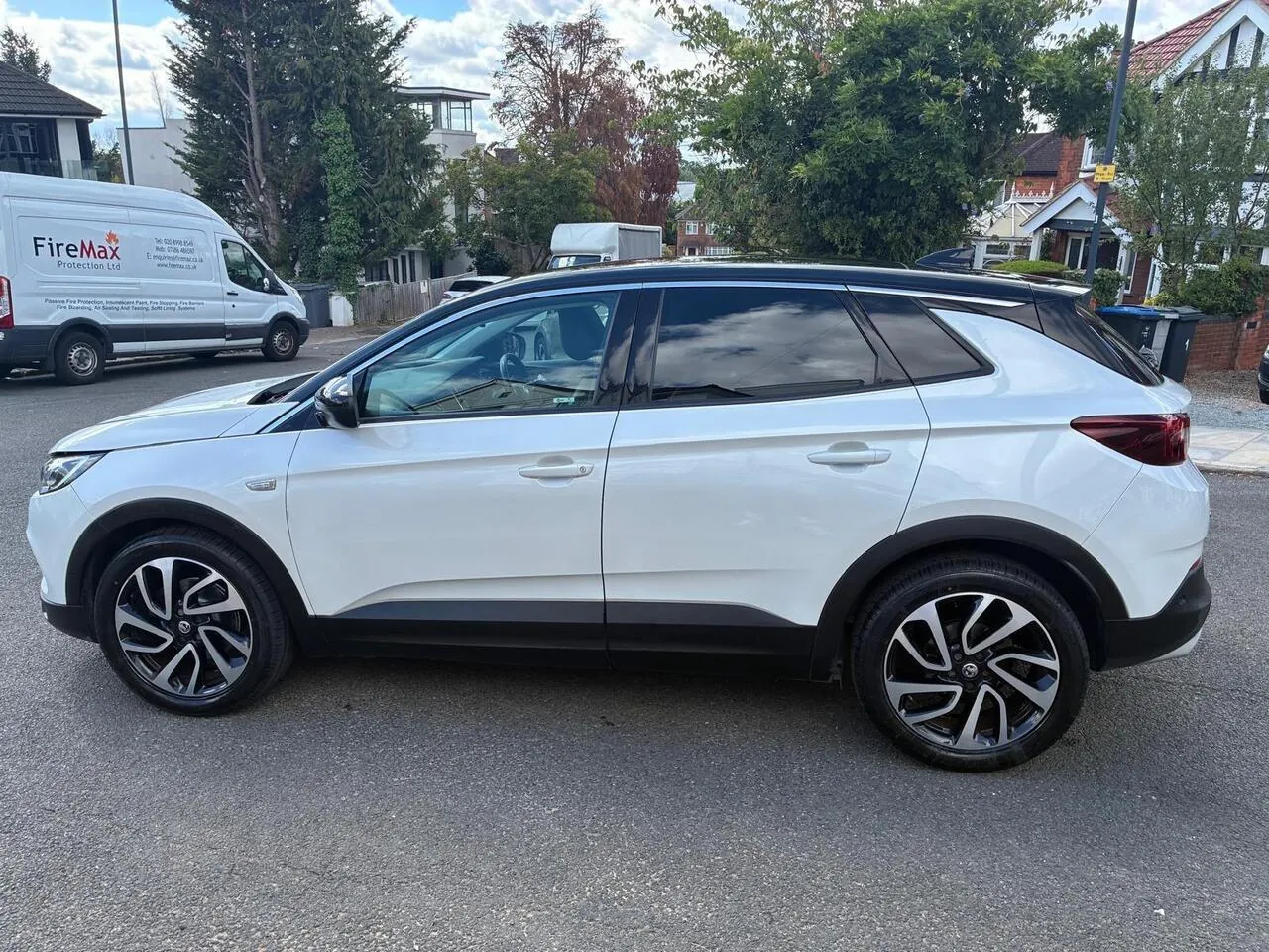 Vauxhall Grandland X 2018 photo 2