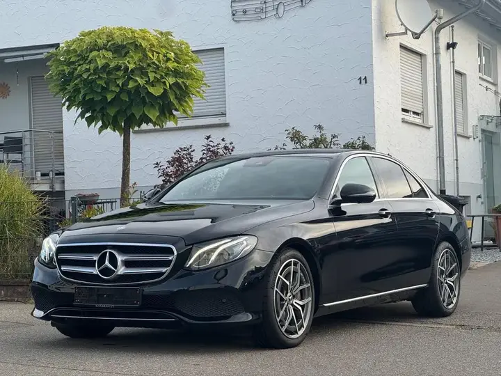 Mercedes-Benz E 400