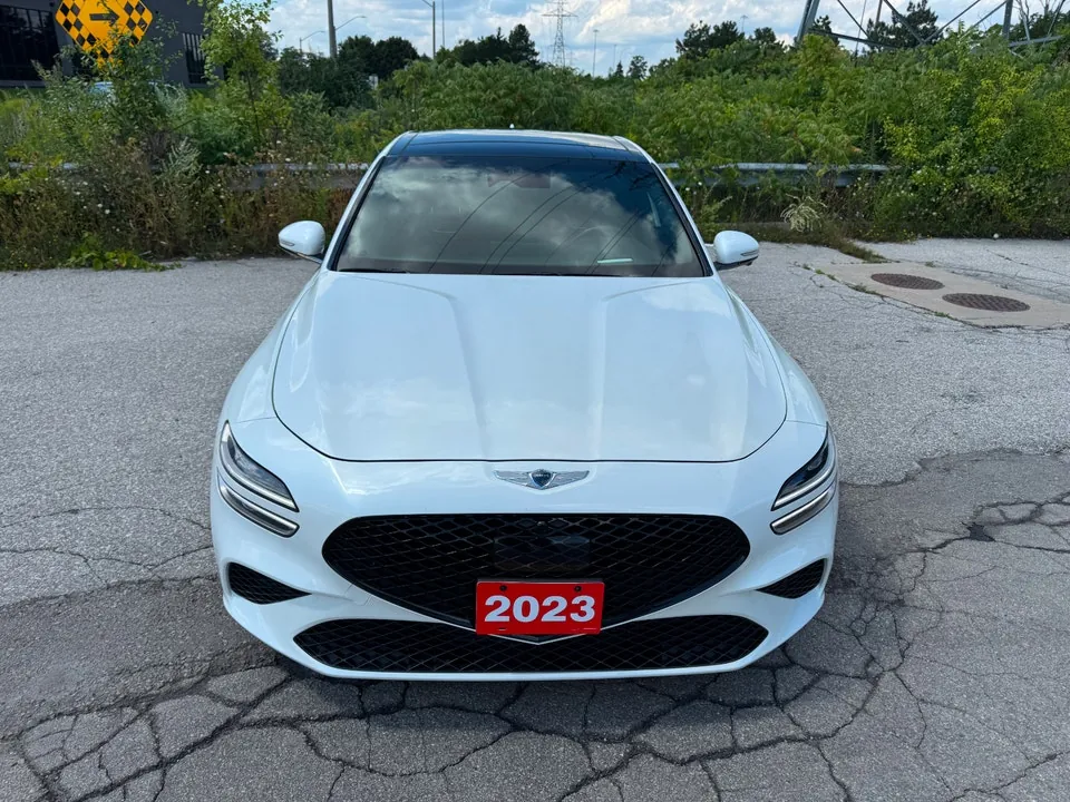 Genesis G70 2023 photo 2