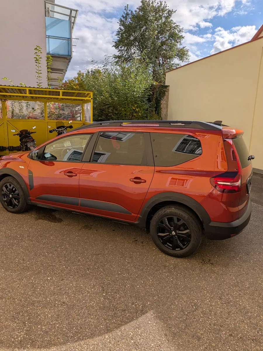 Dacia Jogger Extreme+ Tce 110 2022 photo 3