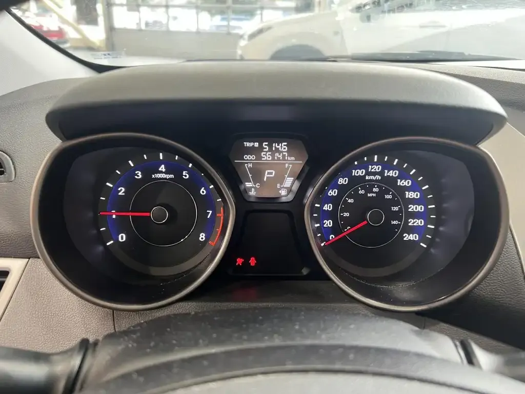 Hyundai Elantra 2013 photo 5