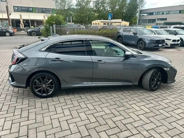 Honda Civic 2020 photo 4