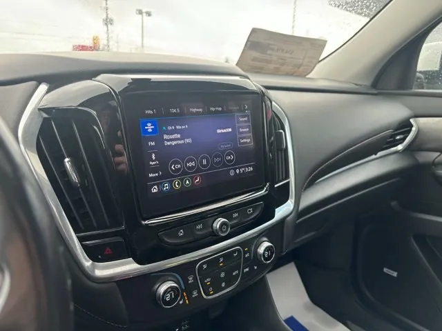 Chevrolet Traverse 2020 photo 2