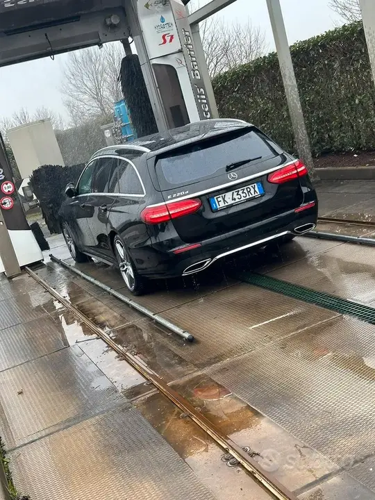 Mercedes-Benz E-Class 2017 photo 3