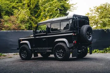 Land Rover Defender 2012 photo 3