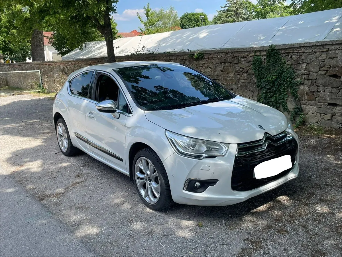 Citroen Ds4 2011 photo 3