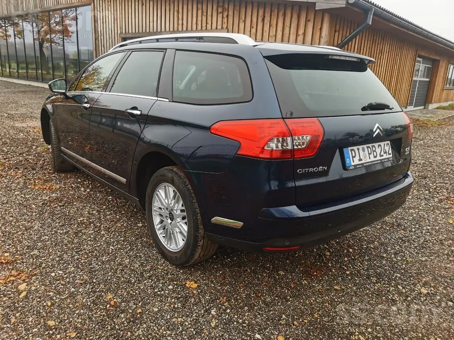 Citroen C5 2011 photo 2